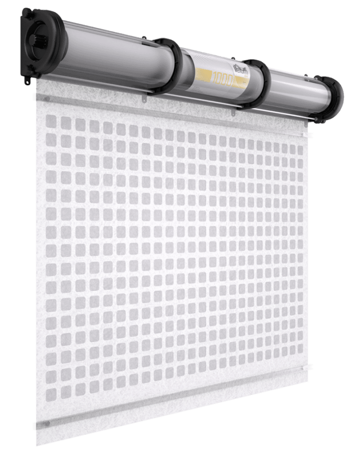 VELUM AIR 400 Filtro protettivo specifico per compressori,impianti di raffreddamento e scambiatori di calore. VELUM AIR raccoglie e trattiene polvere e impurità nel suo tessuto a maglia e garantisce il normale ingresso di aria fresca e pulita all'interno della macchina. La sostituzione avviene in 5 secondi e NON necessita di mano d'opera specializzzata, si eliminano i fermo macchina e si abbattono i costi.Facile da applicare, consente di programmare la protezione di qualsiasi macchina industriale.